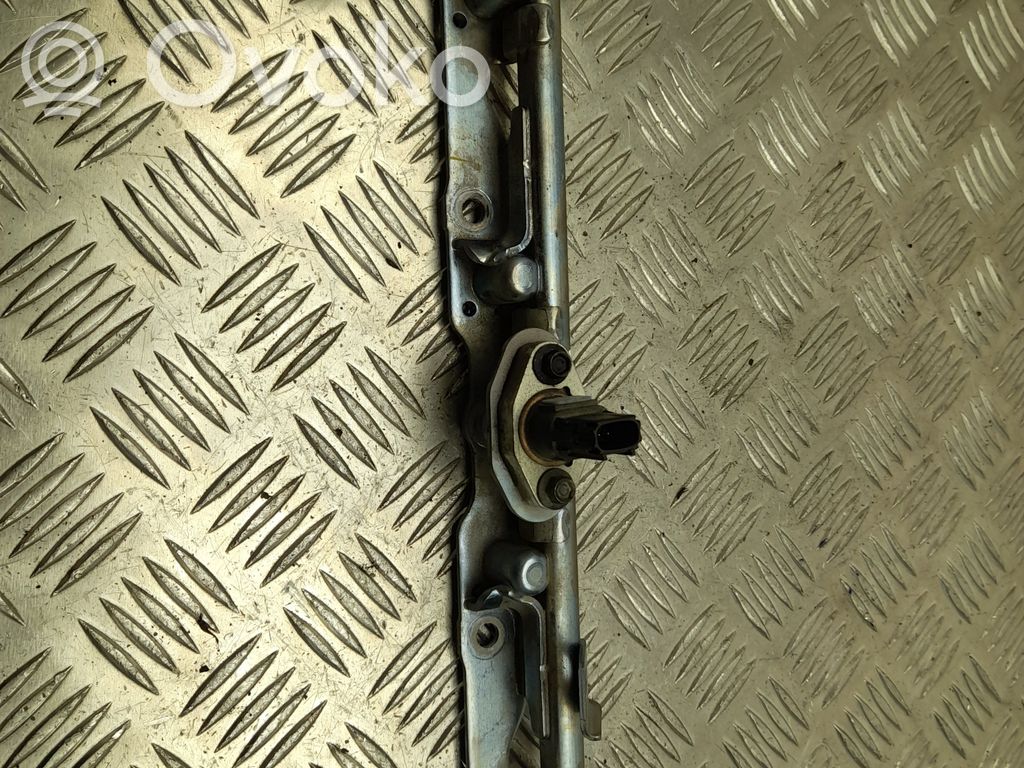 Toyota RAV 4 (XA50) Distribuitor combustibil 