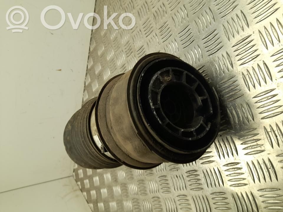 Amortizor față   J8A25580AC,VD29045