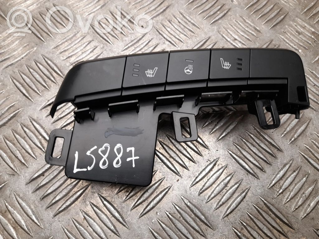 KIA EV6 Seat heating switch 