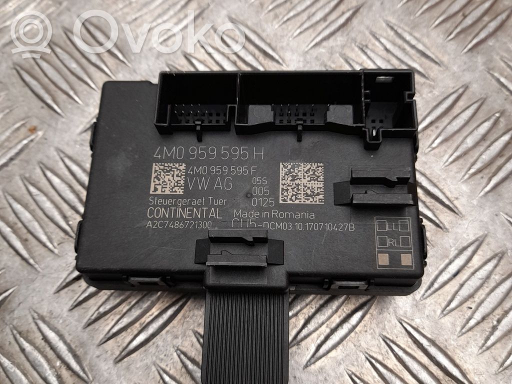 Audi Q7 4M Door control unit/module 