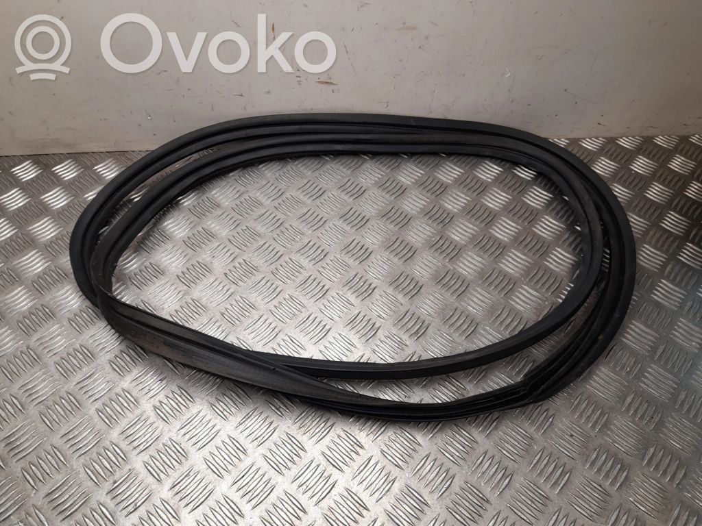 Subaru XV II Trunk rubber seal (body) 