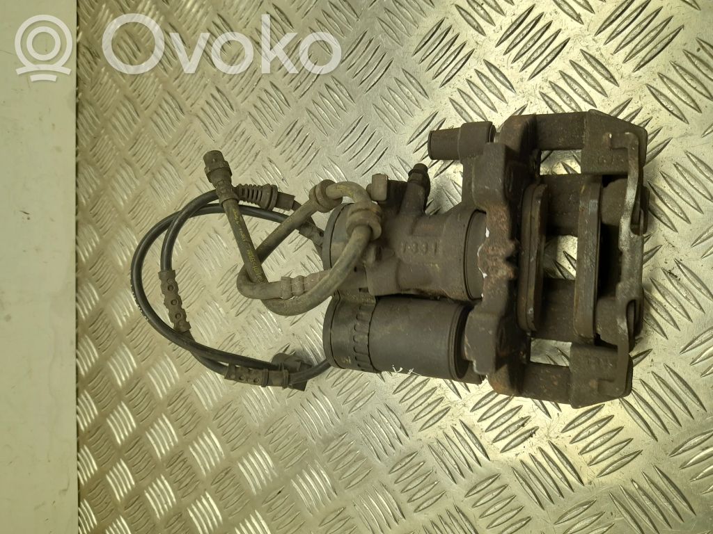 BMW 2 F45 Pinza del freno posteriore 