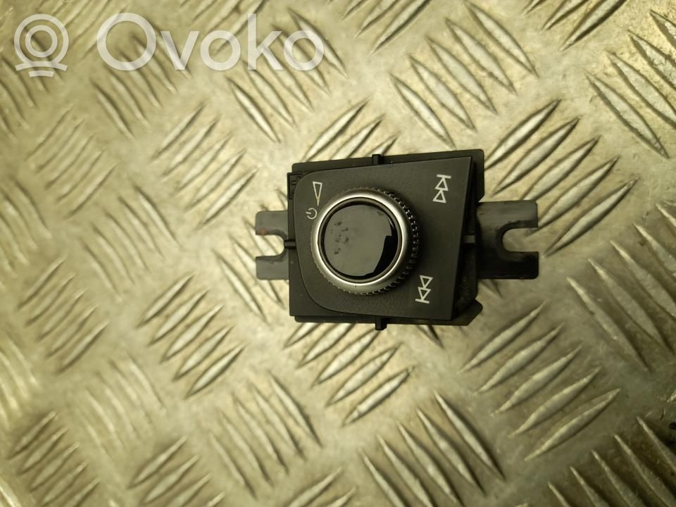 Other switches/knobs/shifts   8W2919616D,L6705