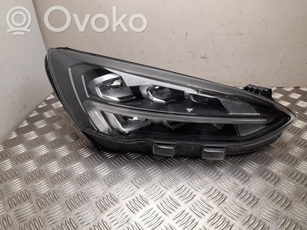 Ford Focus Headlight/headlamp 
