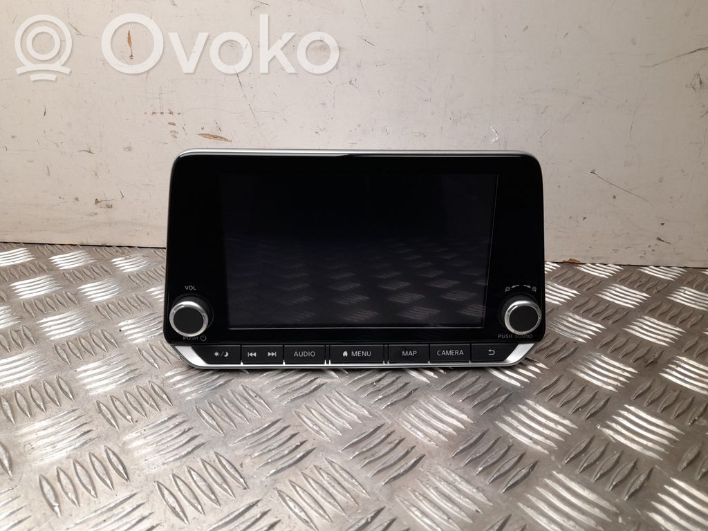 Nissan Juke II F16 Panel / Radioodtwarzacz CD/DVD/GPS 