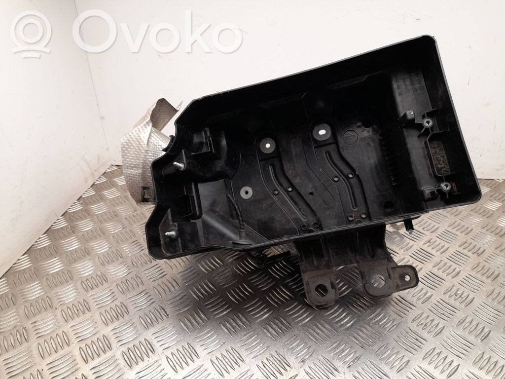 Nissan Juke II F16 Boîte de batterie