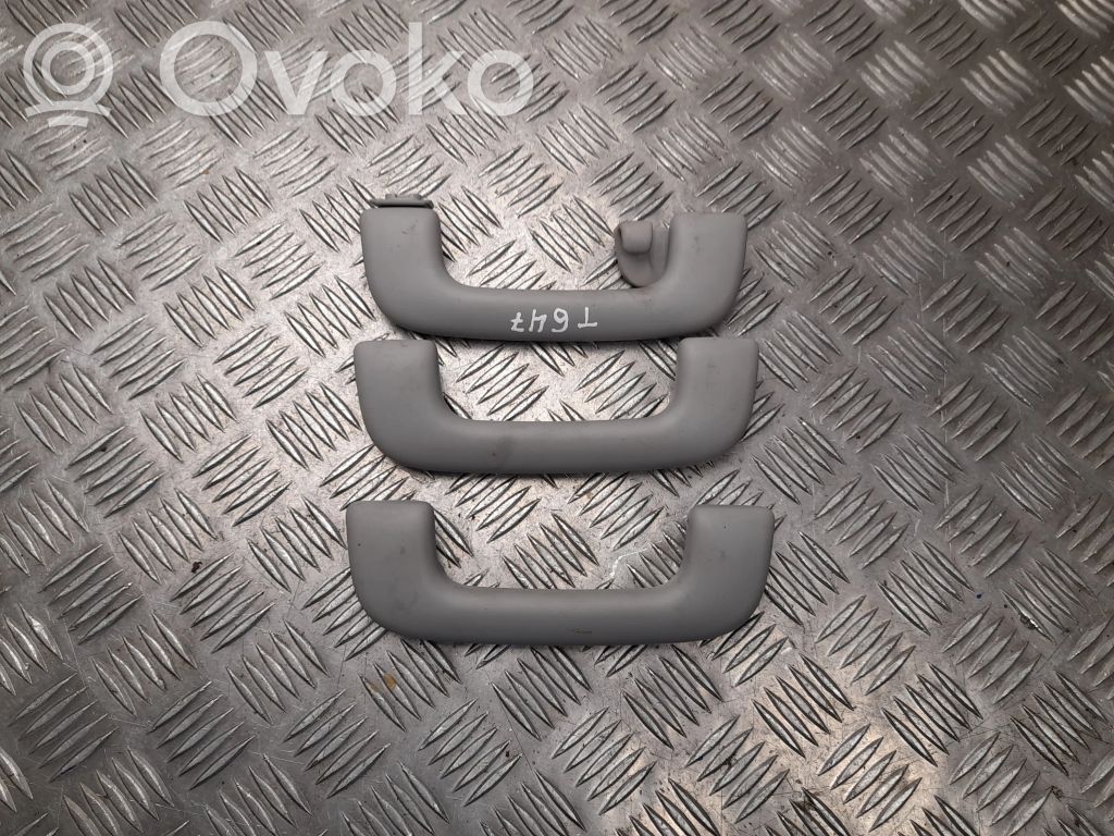 Asidero interior trasero   647,L7032