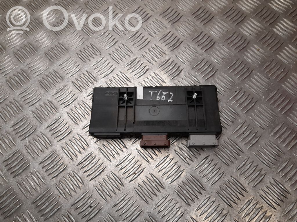 Tesla Model S Sēdekļa vadības modulis 