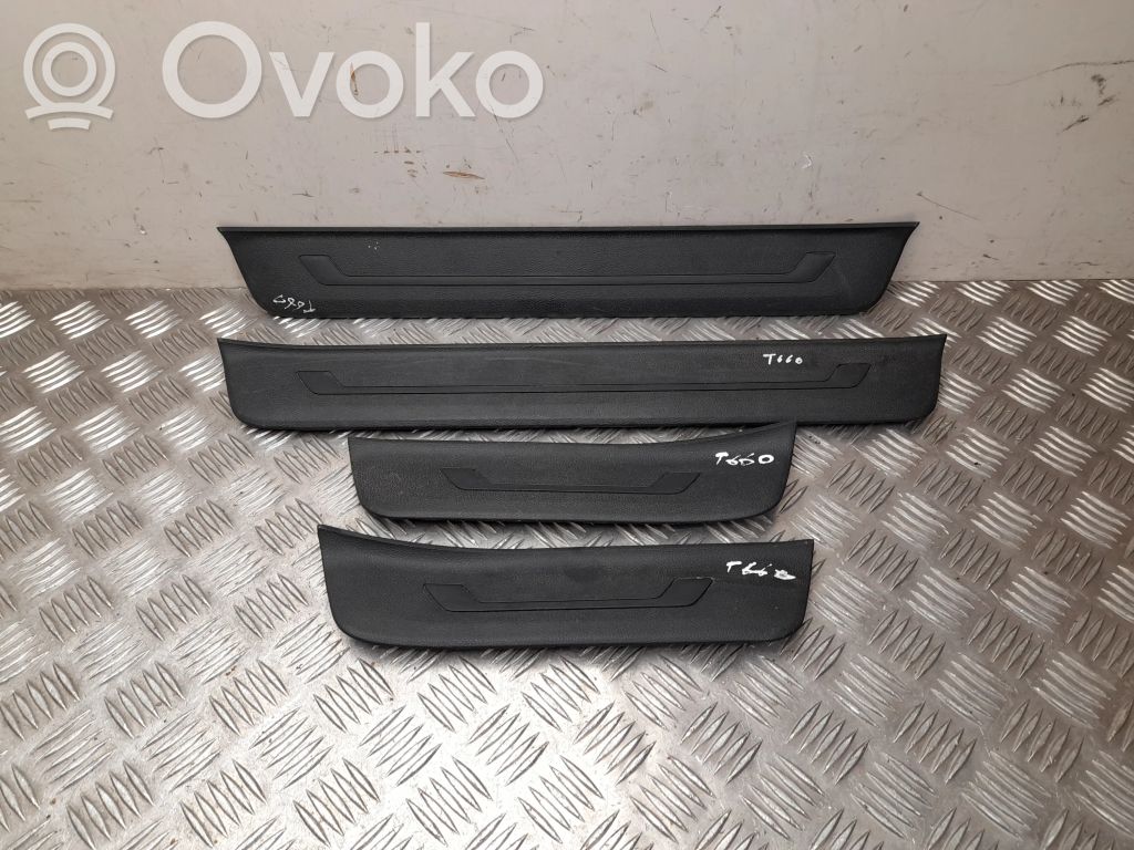 KIA Optima Otras molduras del borde/pilar 