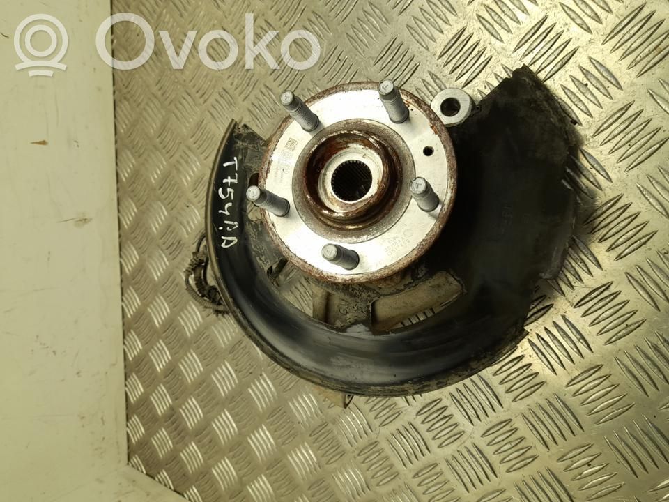Opel Astra K Priekinė stebulė 