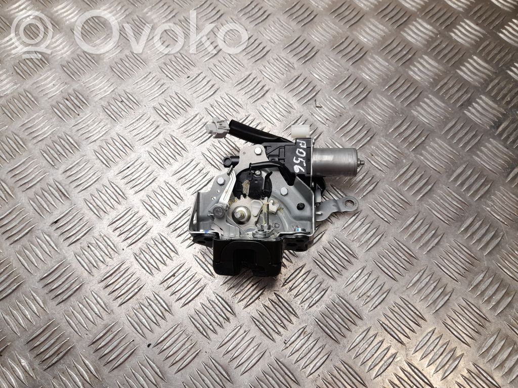 Toyota Corolla E210 E21 Zamek klapy tylnej / bagażnika 