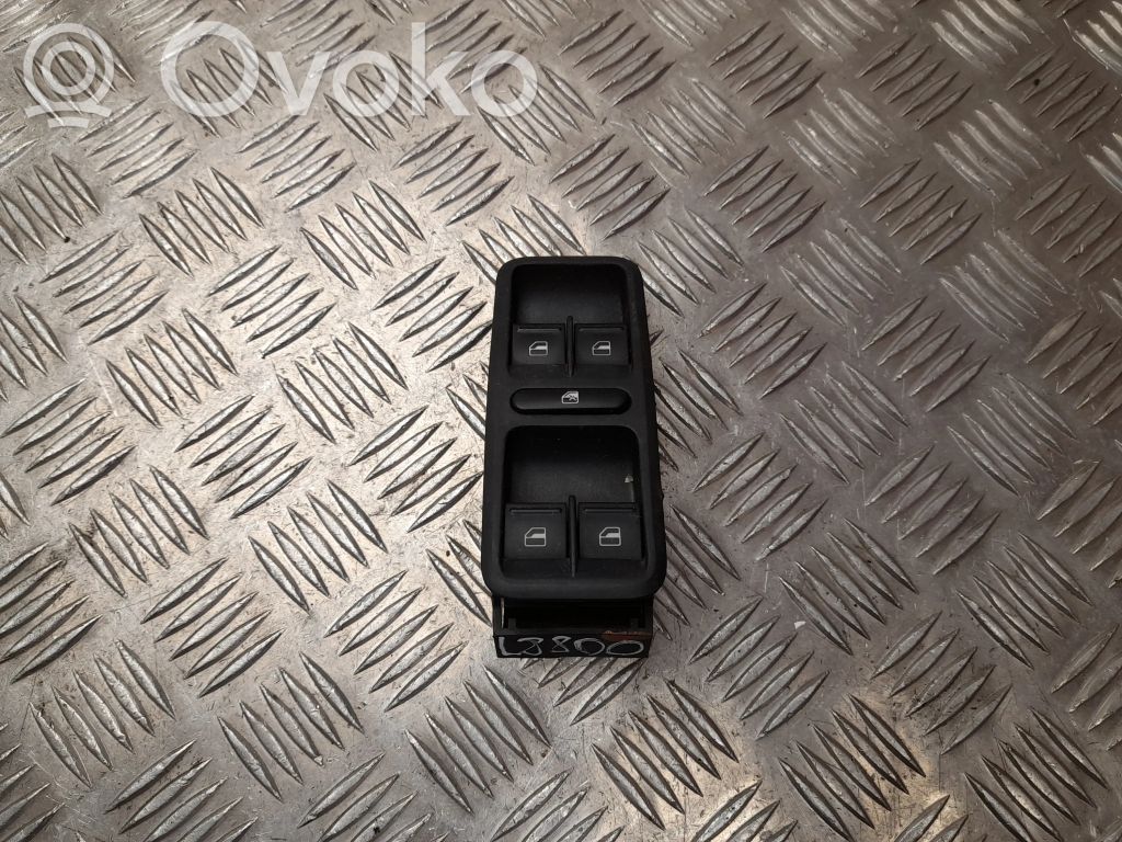 Skoda Fabia Mk2 (5J) Electric window control switch 