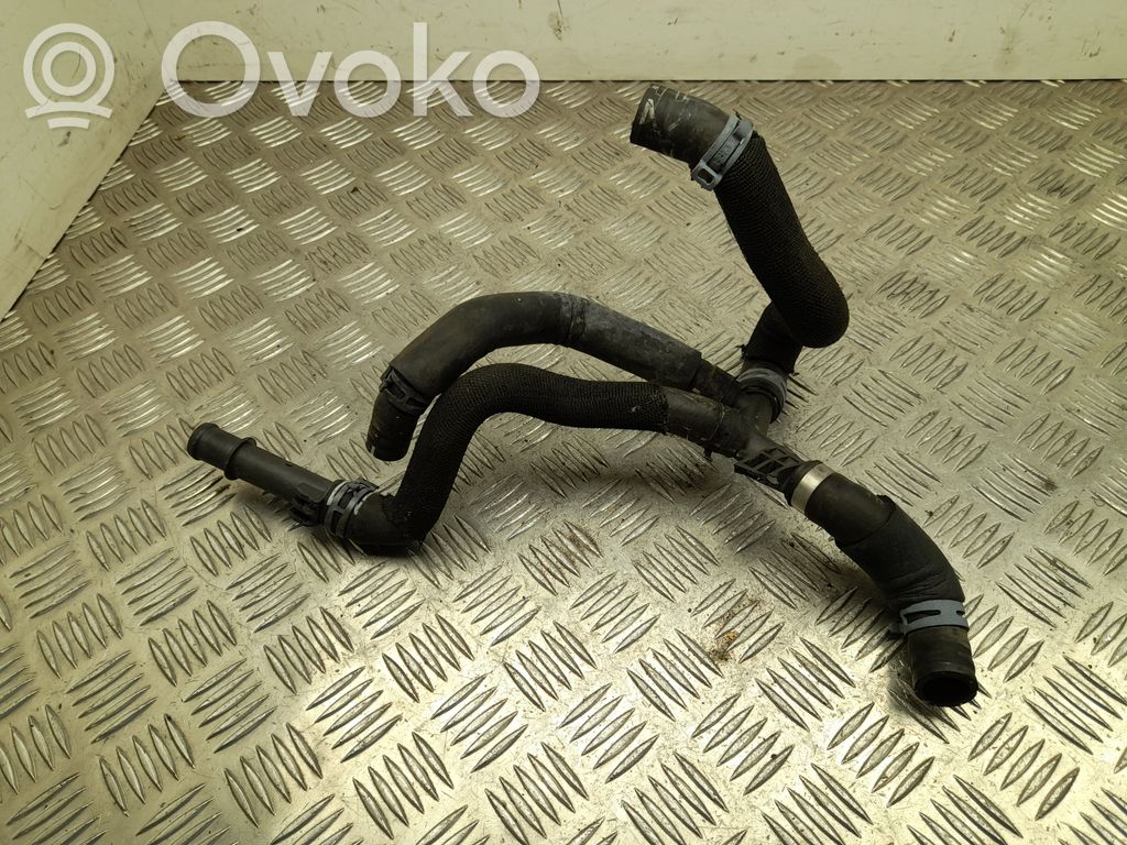 Audi Q8 e-tron Engine coolant pipe/hose 