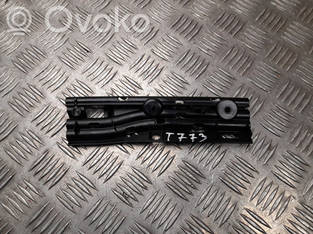 Tesla Model S Muu sisätilojen osa 
