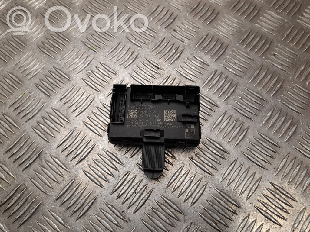 Audi A4 S4 B9 Door control unit/module 