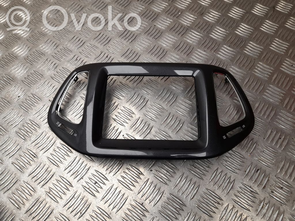 Jeep Compass Rejilla de ventilación central del panel 