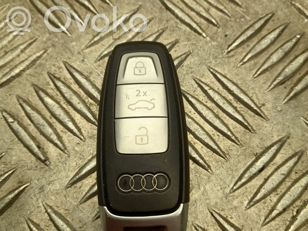 Volkswagen Golf VIII Tarjeta/llave de arranque 