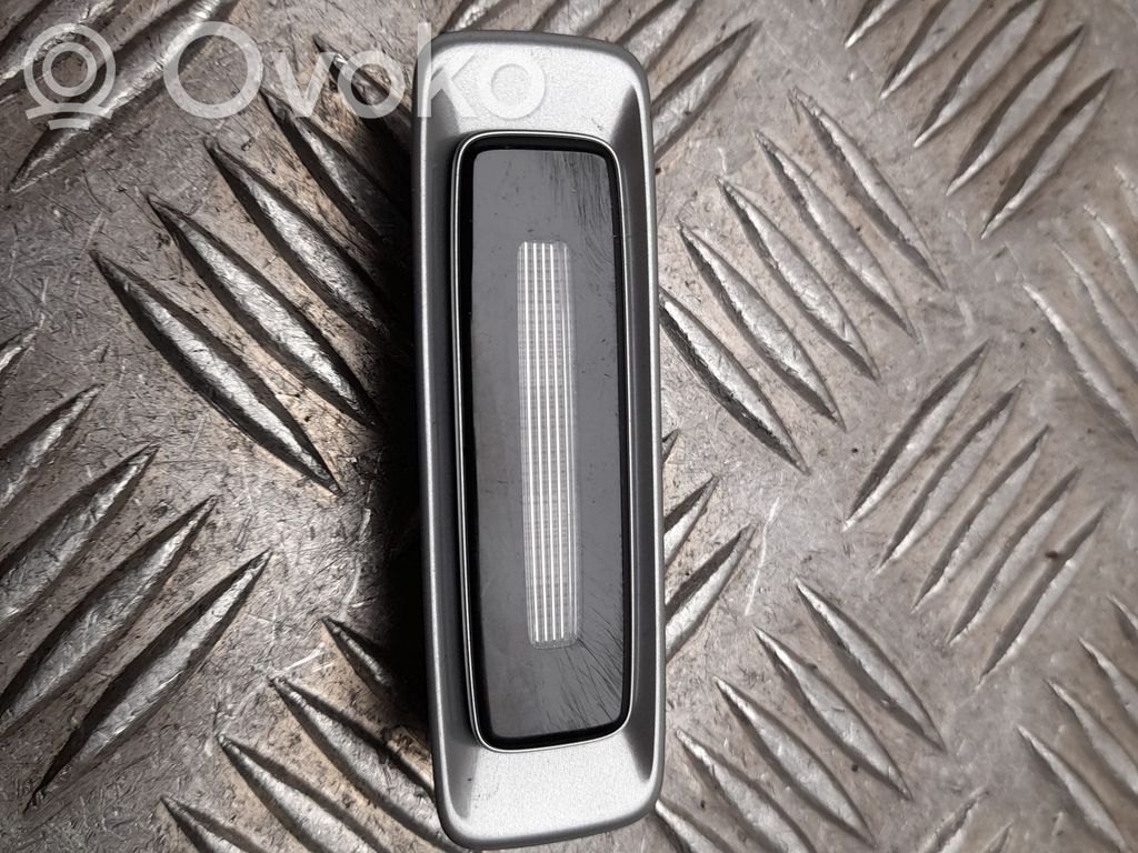 Mercedes-Benz C W206 Illuminazione sedili anteriori 