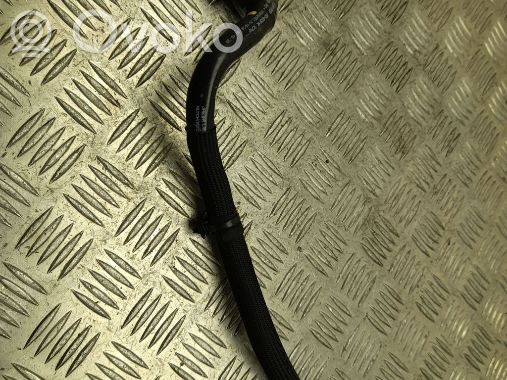 Jaguar I-Pace Engine coolant pipe/hose 