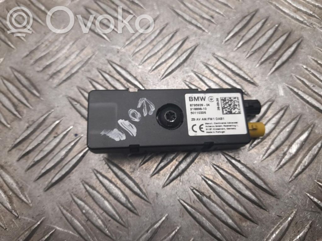 BMW 2 F44 Aerial antenna amplifier 
