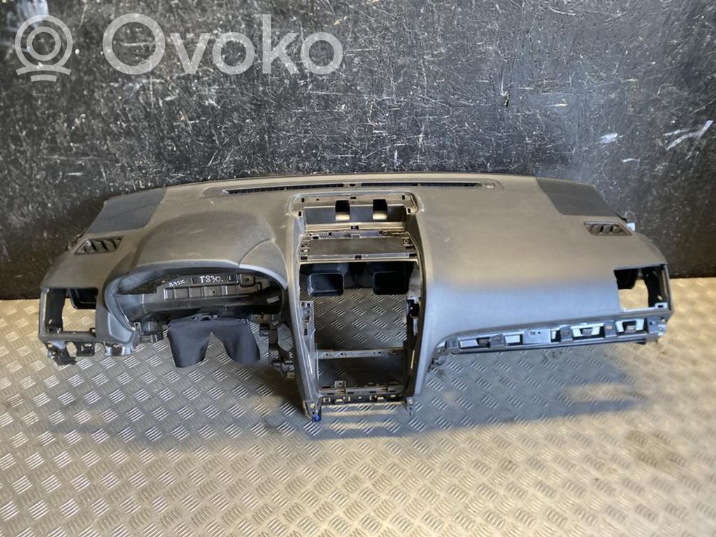Subaru Forester SJ Paneļa apdare 
