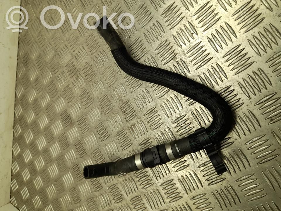 Nissan Primastar Conductă/furtun lichid de răcire motor 