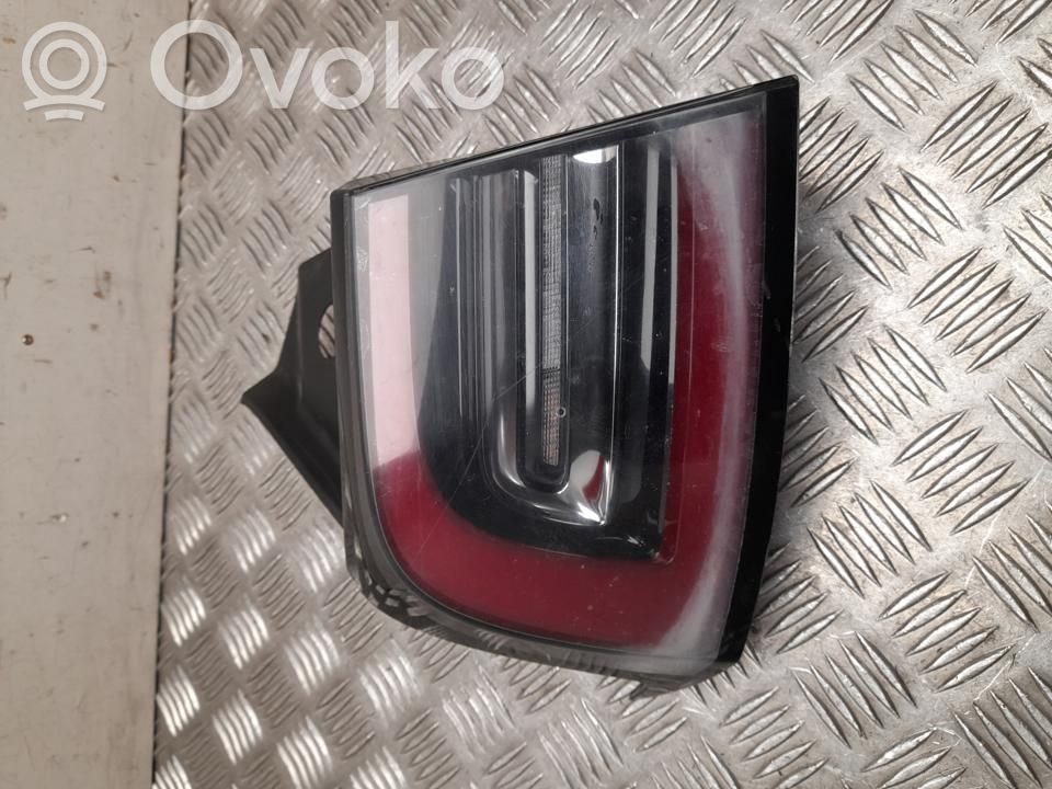 Tesla Model 3 Takavalot 