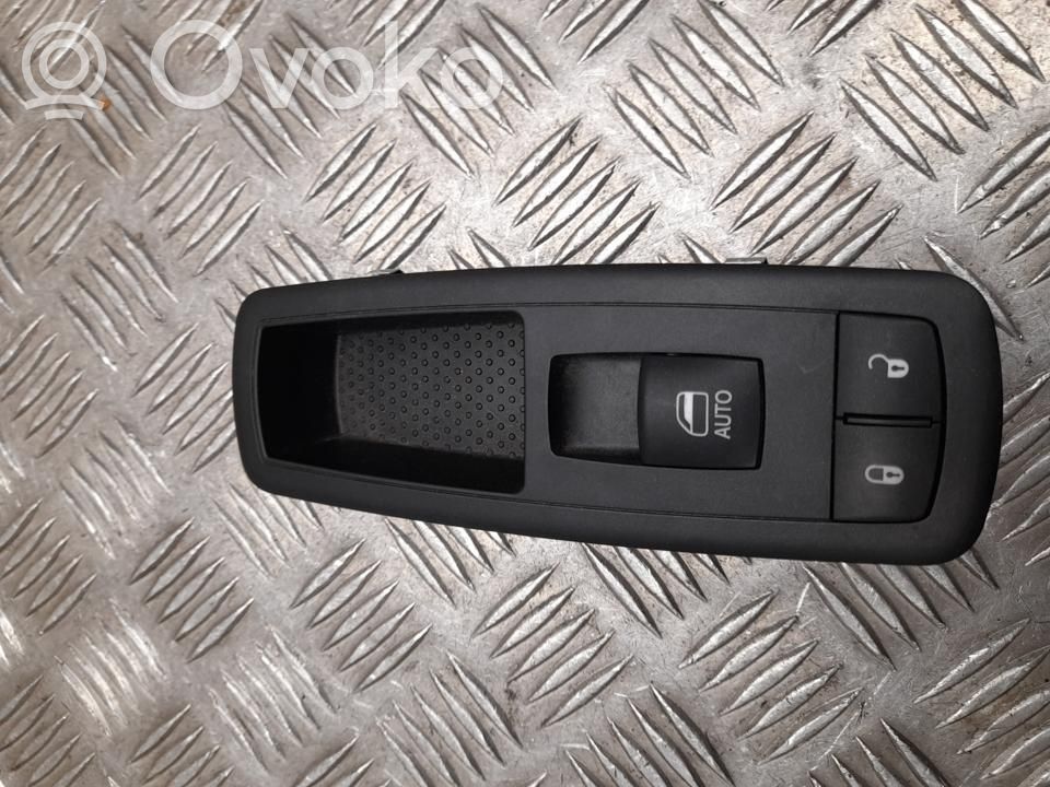 Dodge RAM Electric window control switch 