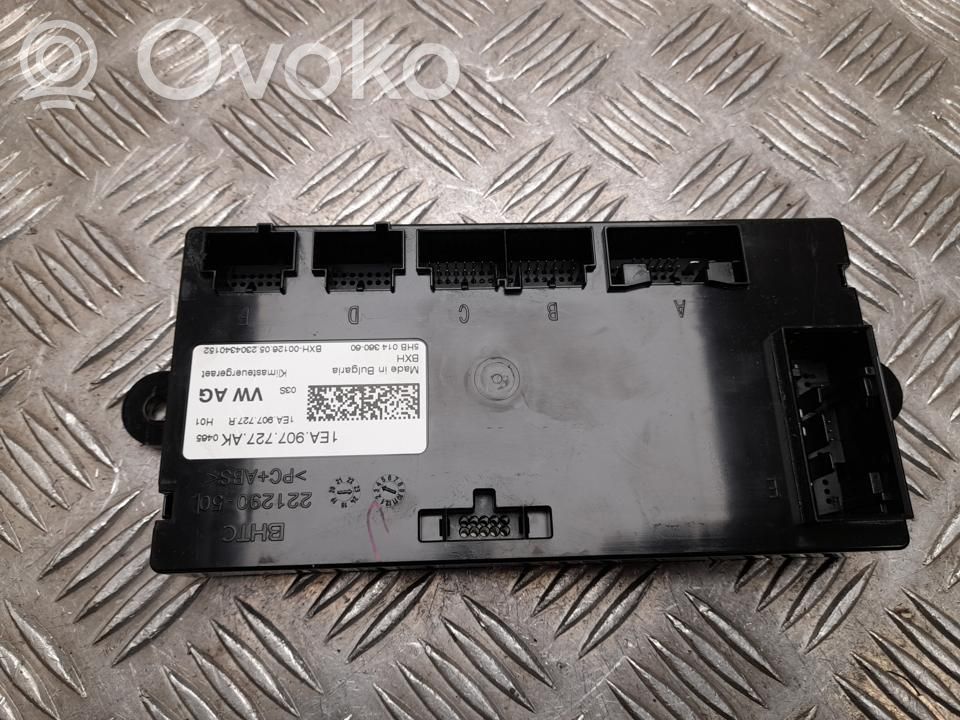 Volkswagen ID. Buzz Climate control unit 