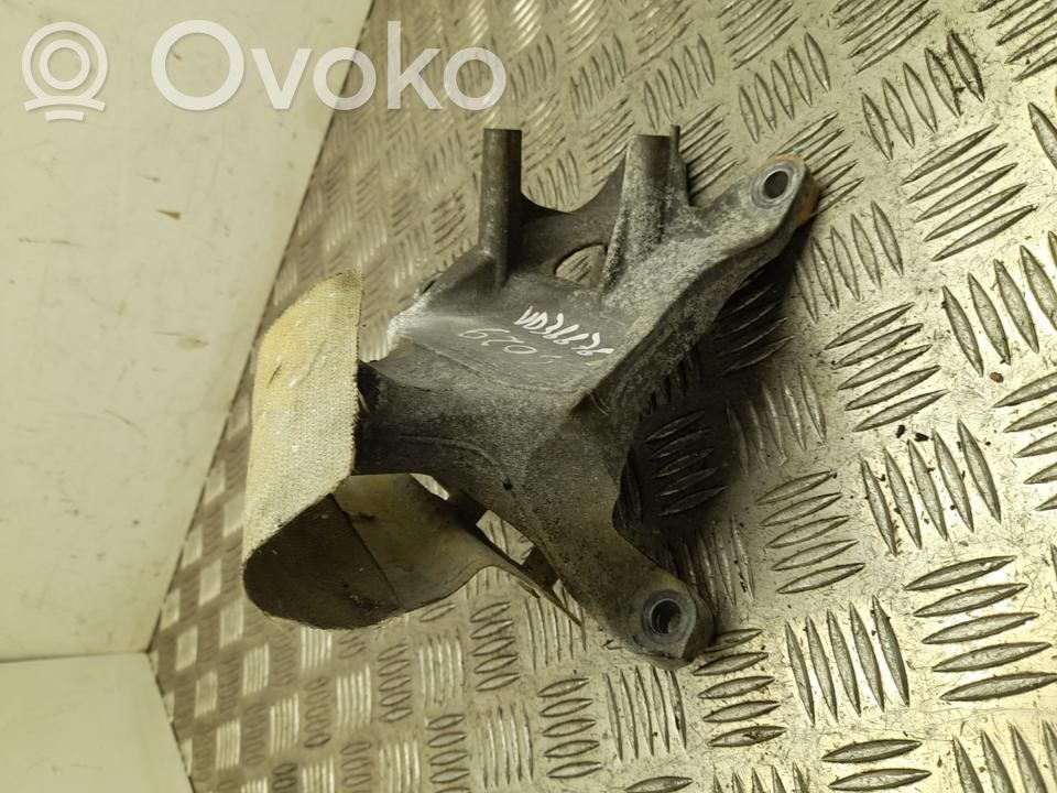 Audi Q7 4M Suport motor 