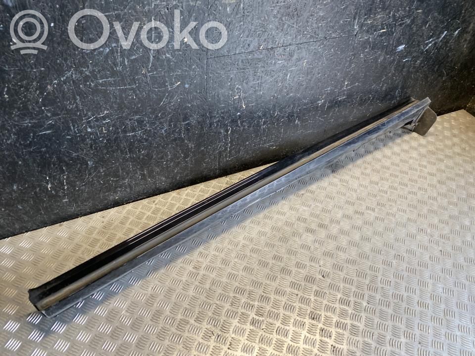 KIA EV6 Front sill (body part) 