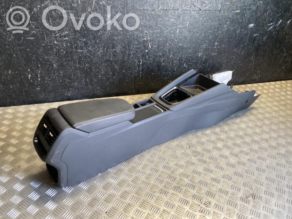 Skoda Octavia Mk4 Console centrale 