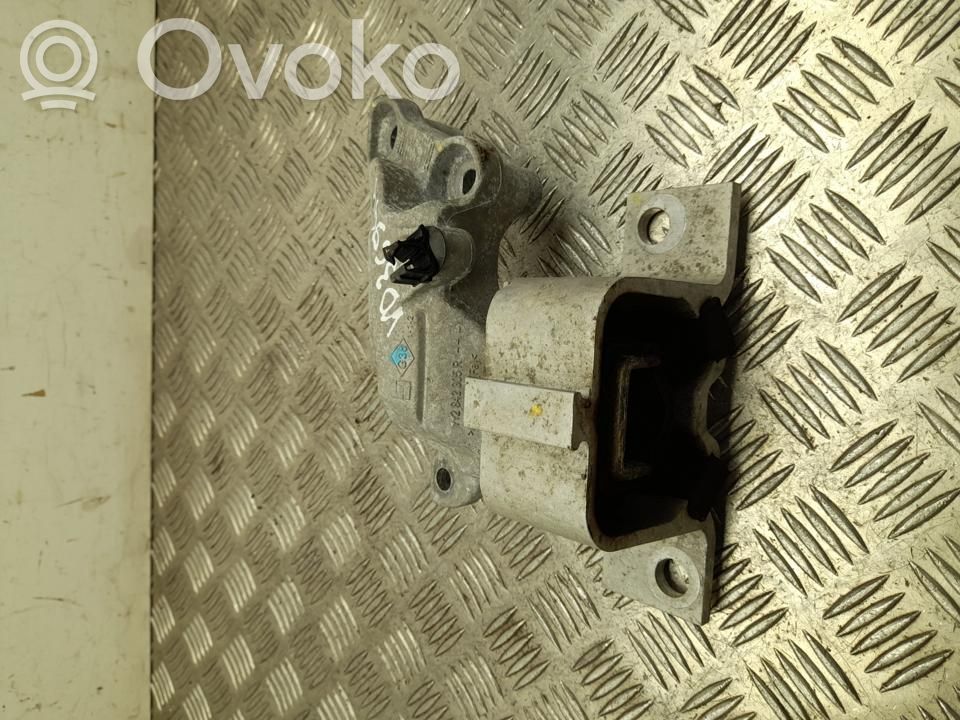 Dacia Lodgy Moottorin kiinnikekorvake
