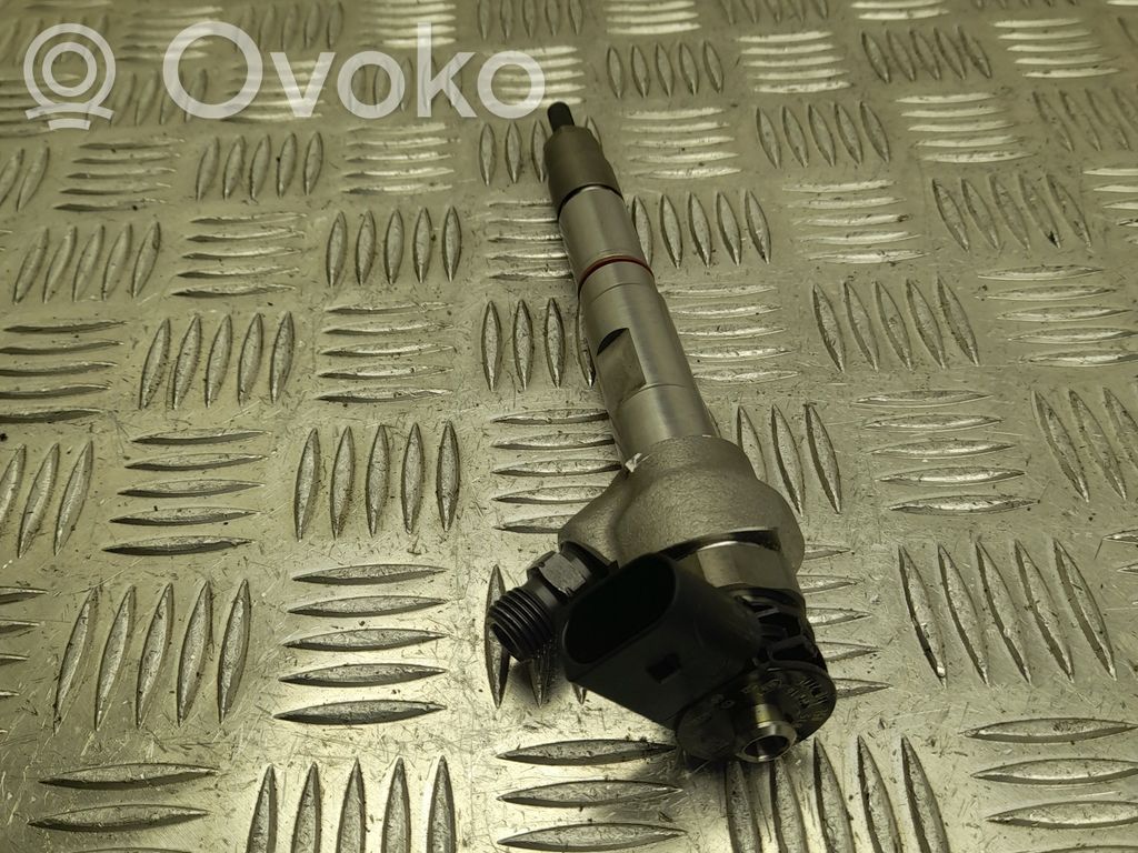 Inyector de combustible   05L130277E,VD29739
