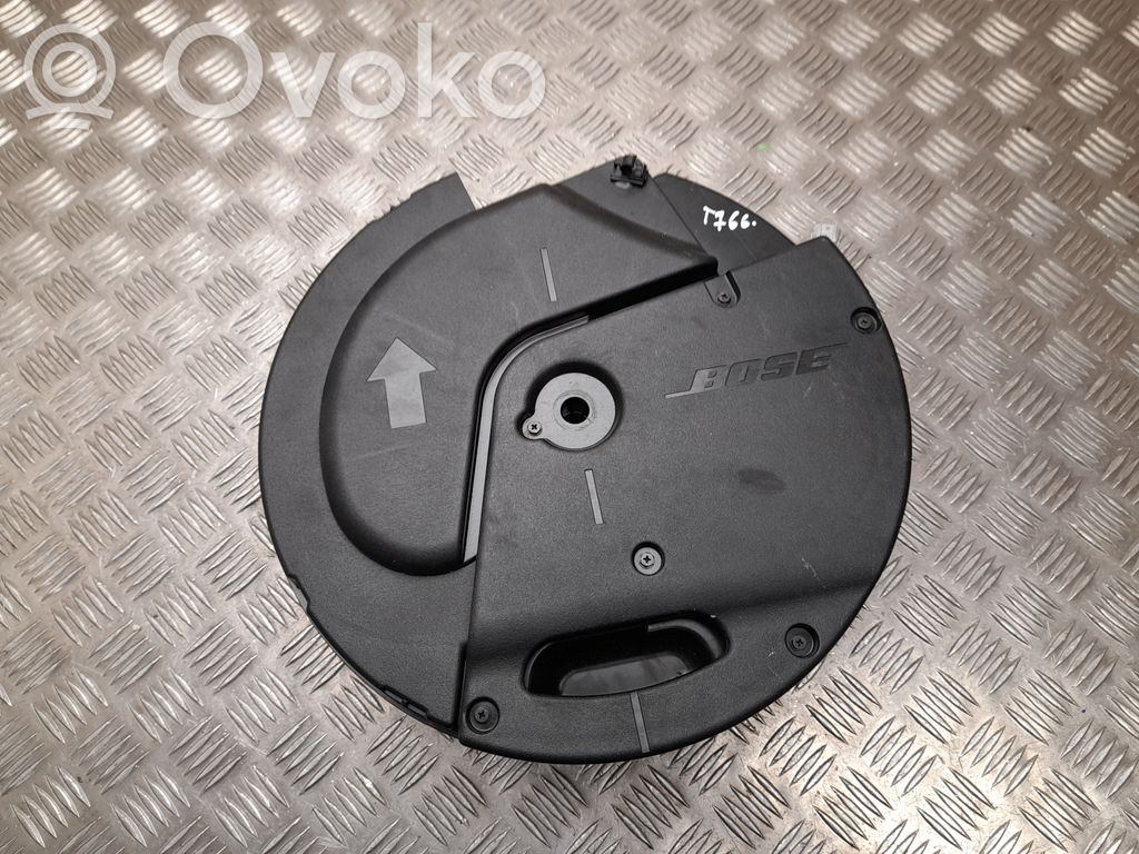 Mazda CX-5 Altavoz subwoofer 