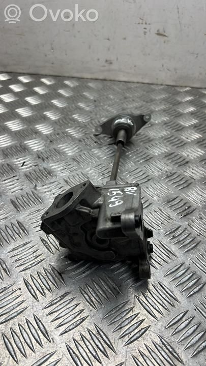 Audi Q7 4L Oil pump 