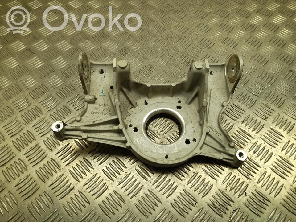 Tesla Model Y Engine mounting bracket 