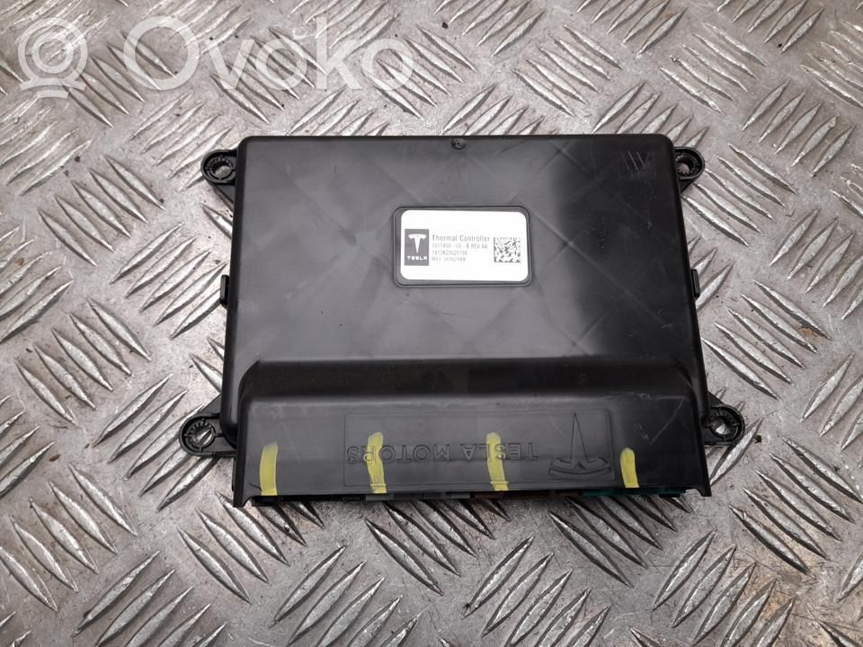Tesla Model S Climate control unit 