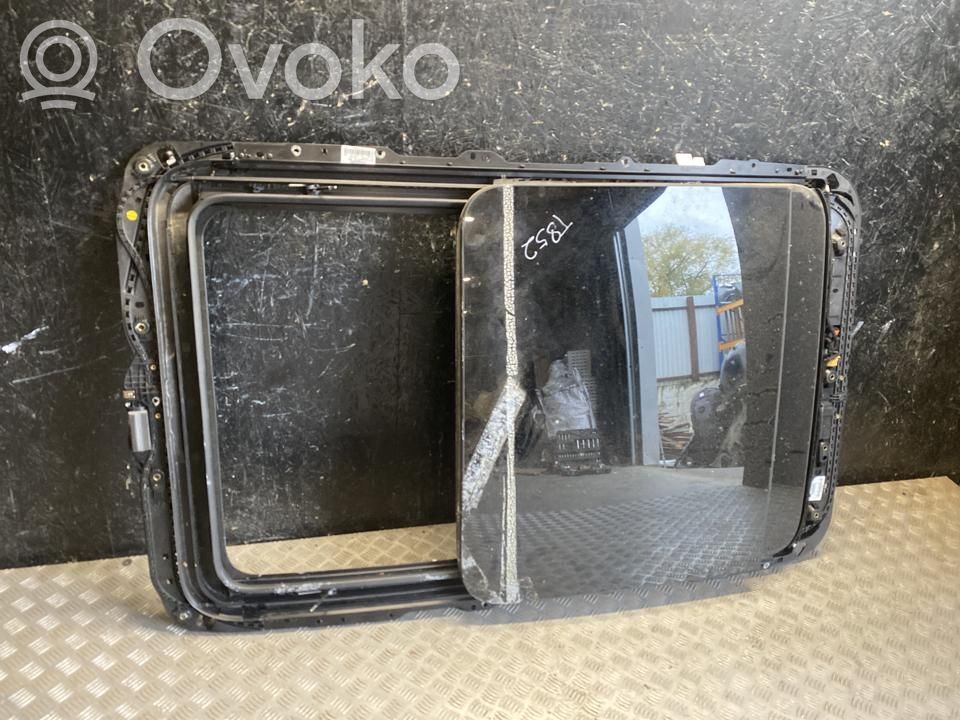 Skoda Octavia Mk4 Set trapă 