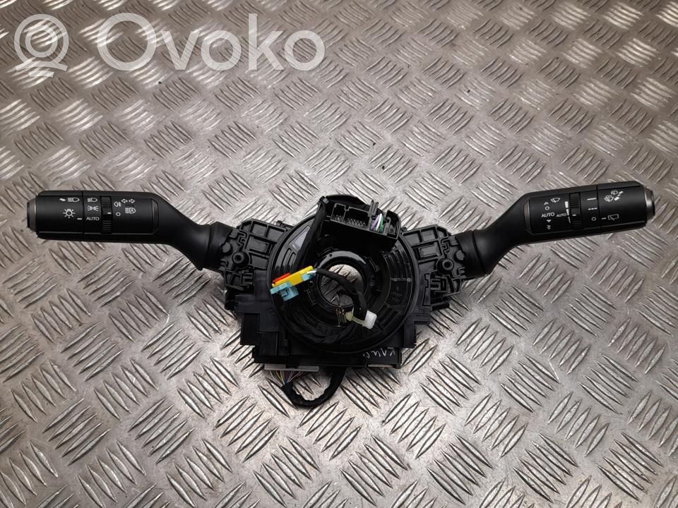 Lexus LBX Interruptor/palanca de limpiador de luz de giro 