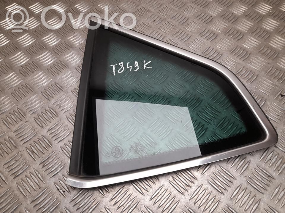 Seat Ateca Rear side window 