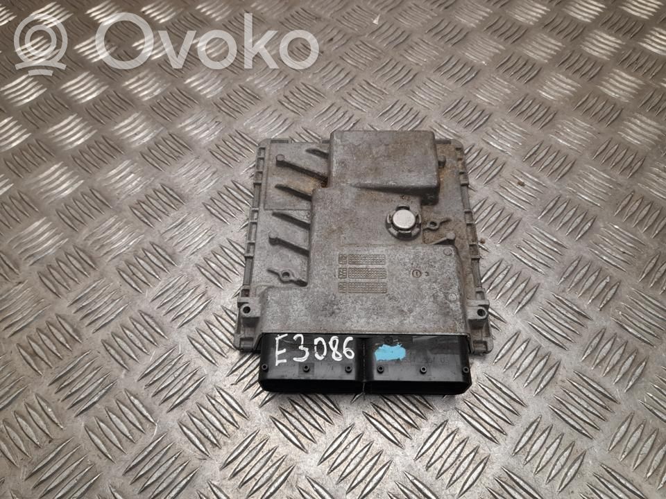Audi Q7 4M Engine control unit/module 