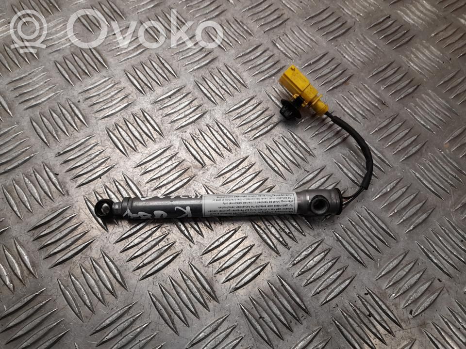 Anturi   4K0823823A,M8690