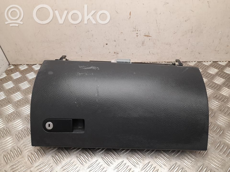 Volkswagen Multivan T4 Handschuhfach komplett 
