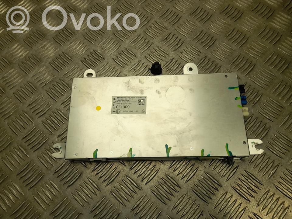 Tesla Model X Komforto modulis 