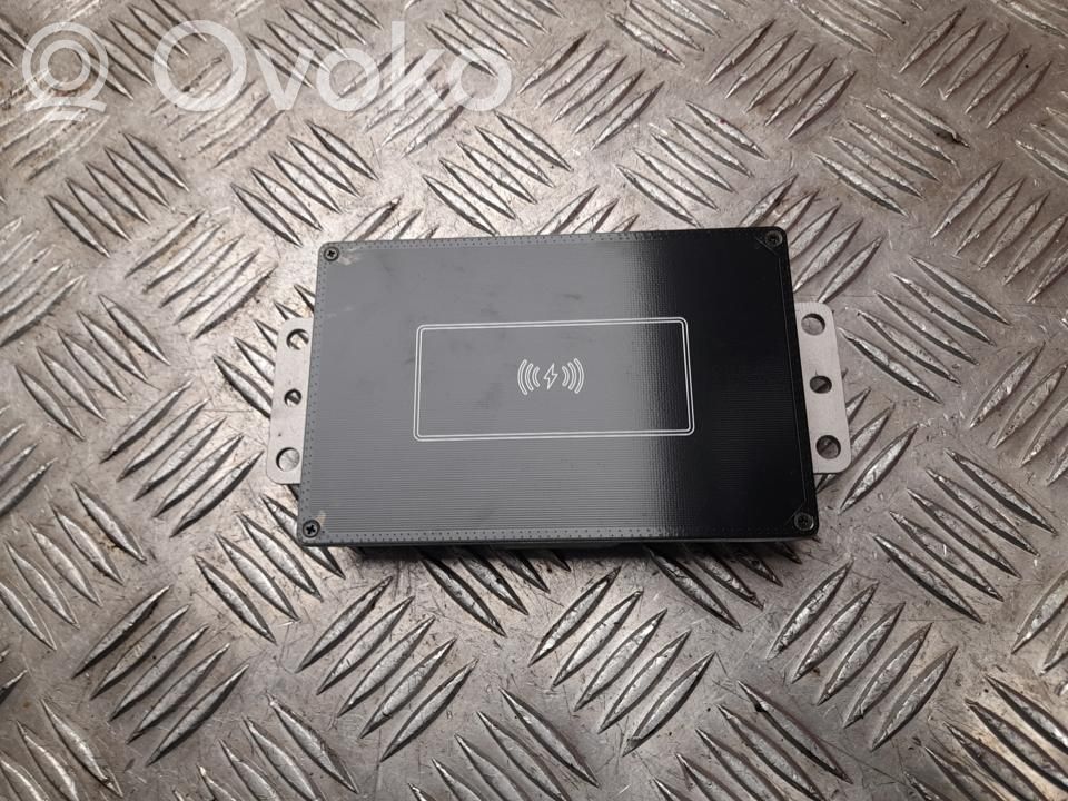 XPeng P7 Wireless charging module