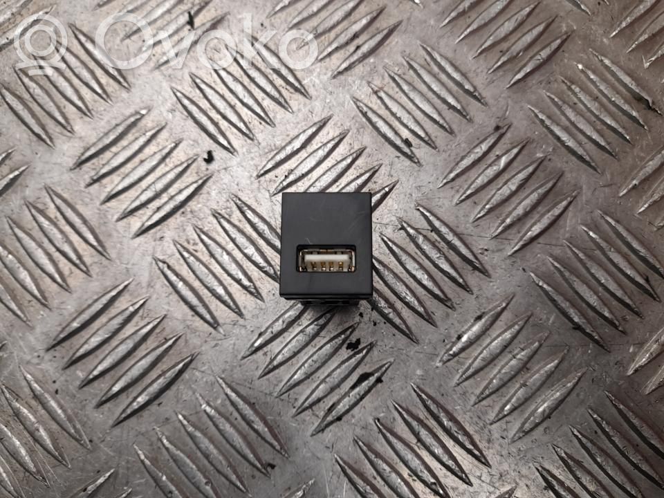 USB-Anschluss   FXP0,H5402