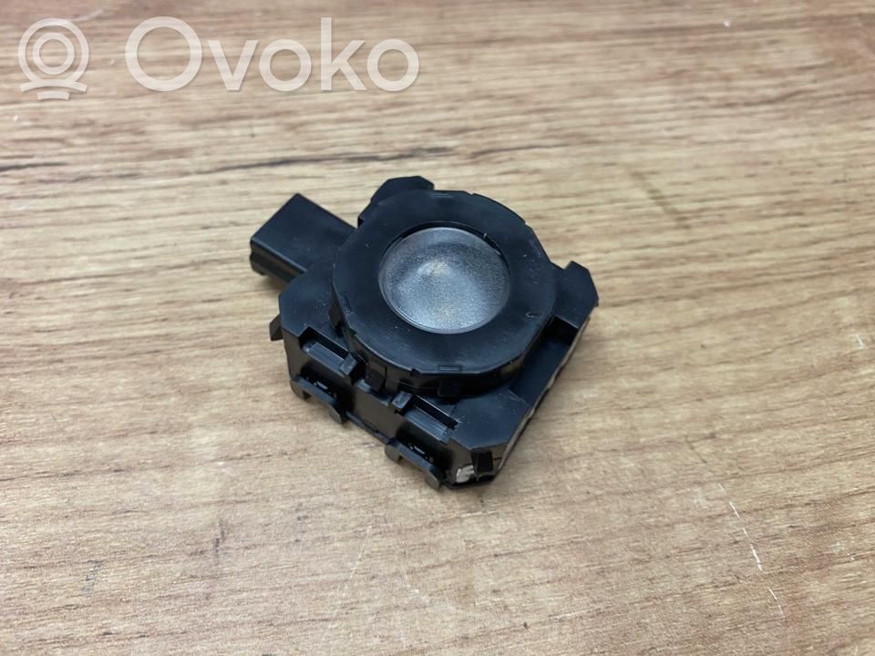 Renault Austral Front seat light 