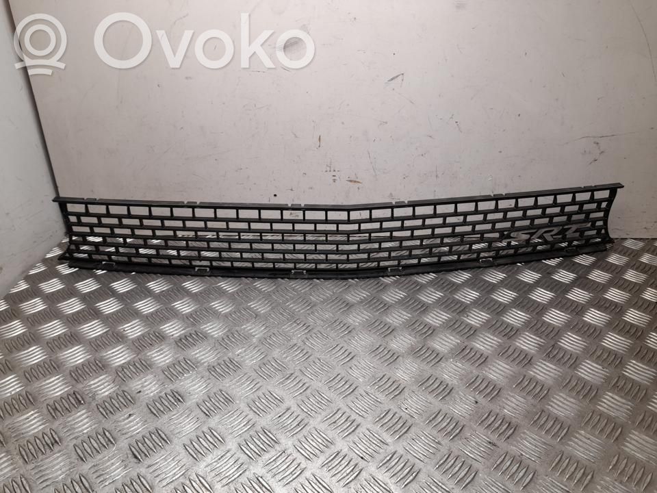 Dodge Challenger Grotelės priekinės 