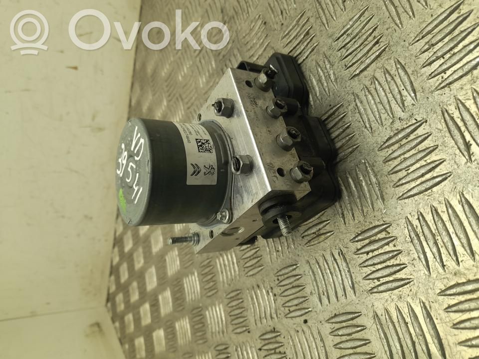 Opel Zafira Life ABS bloks 